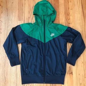 Nike women light jacket